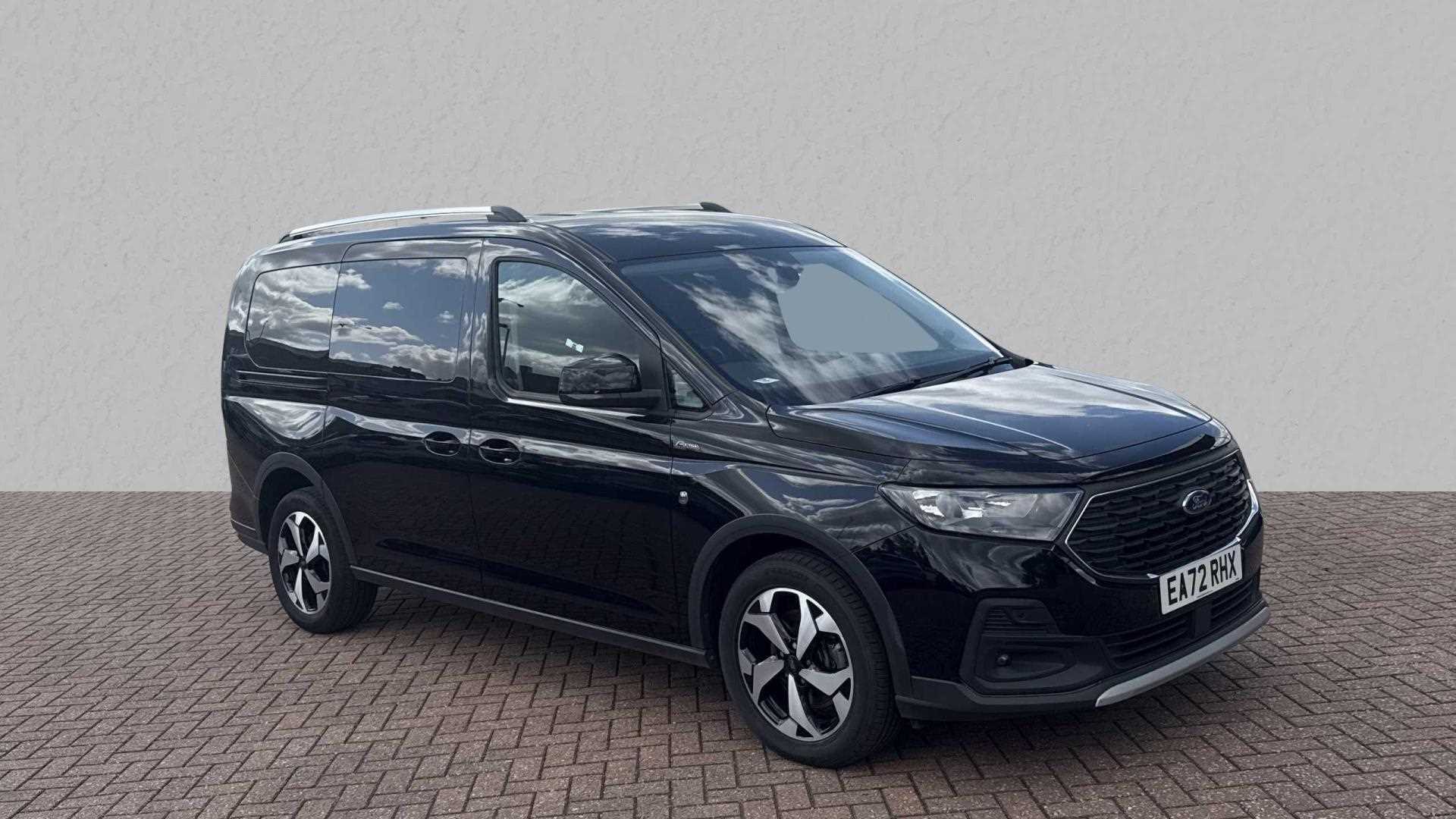 Main listing image - Ford Tourneo Connect