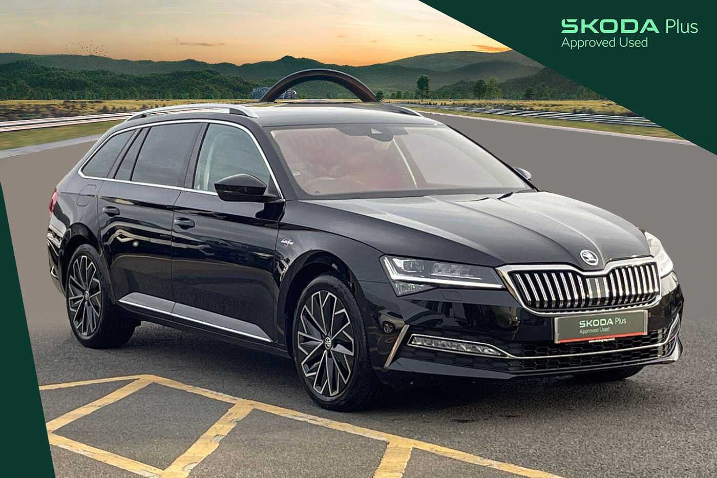 Main listing image - Skoda Superb Estate