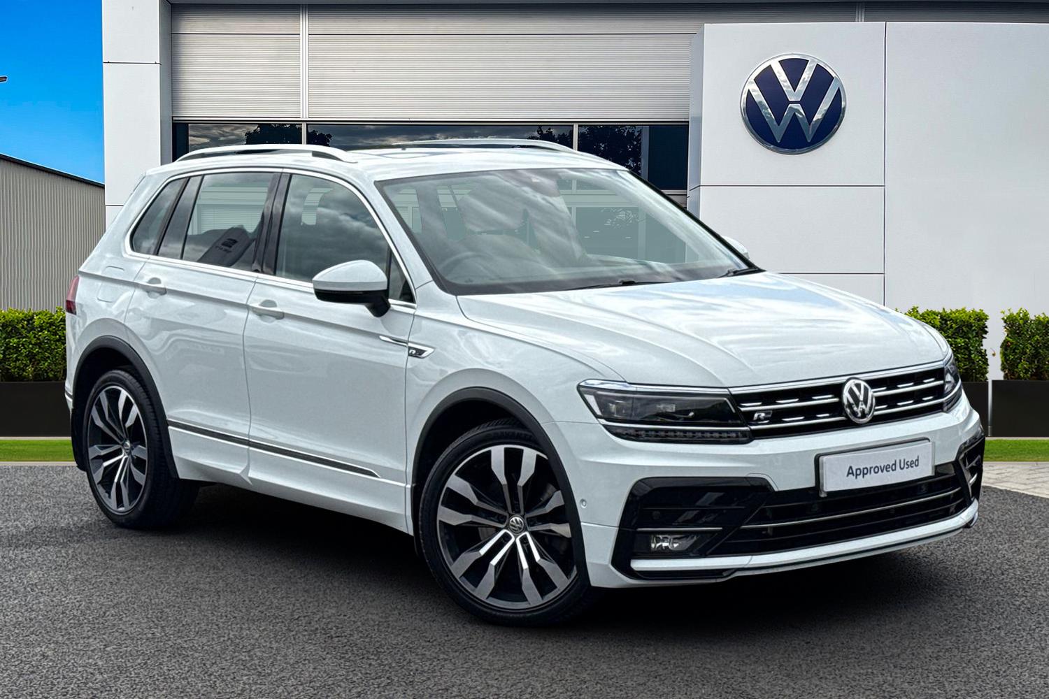 Main listing image - Volkswagen Tiguan