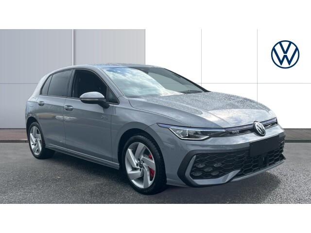 Main listing image - Volkswagen Golf GTE