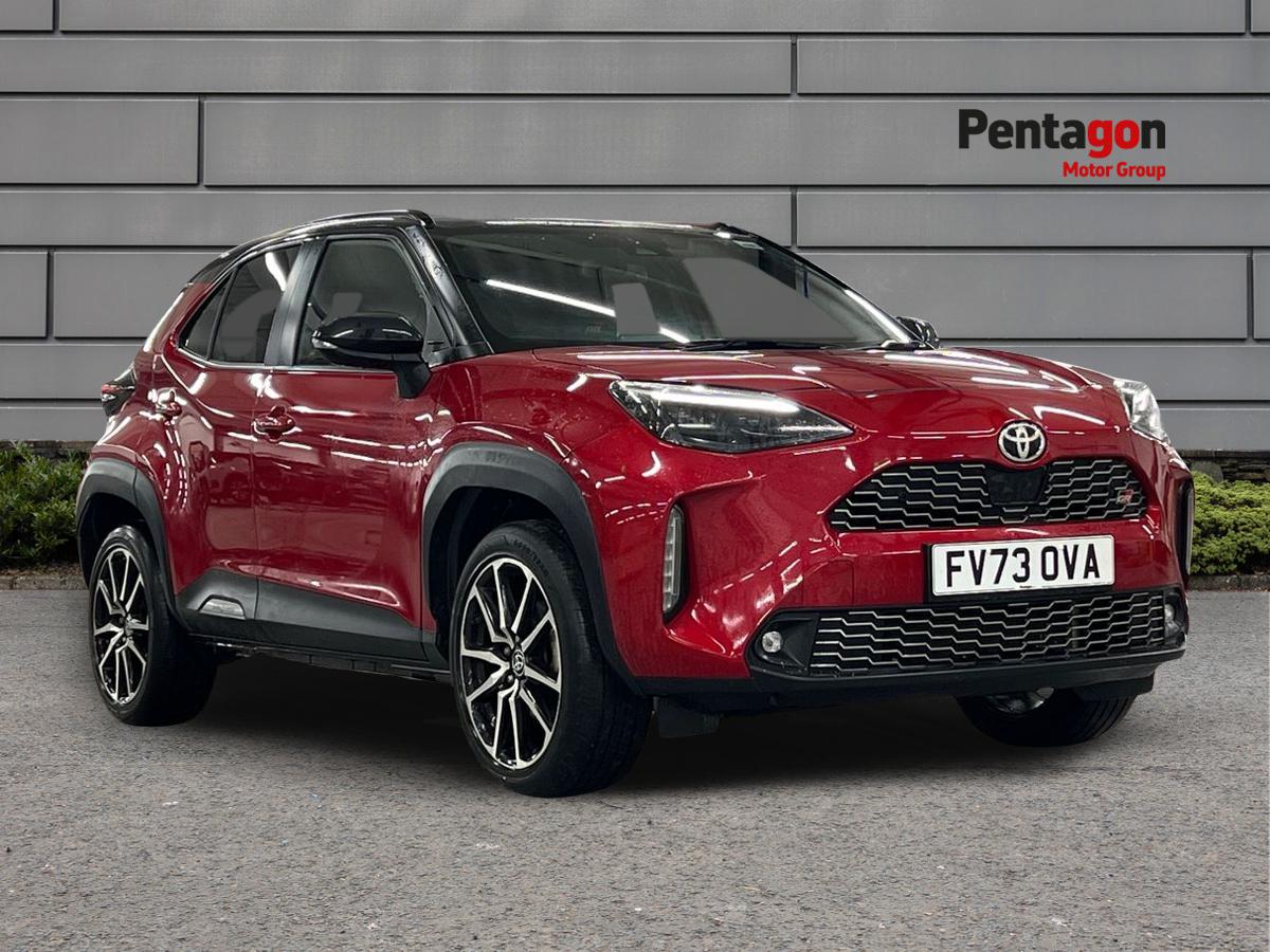 Main listing image - Toyota Yaris Cross