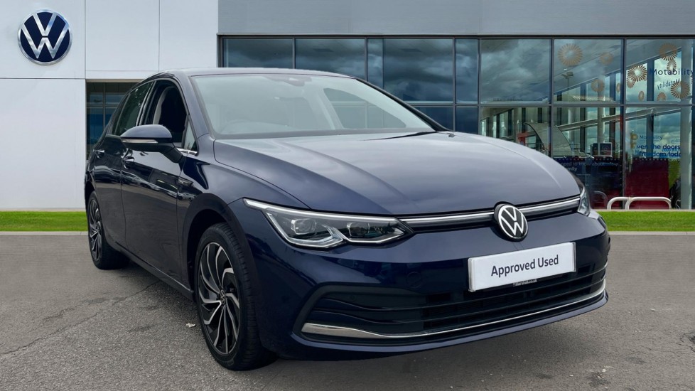 Main listing image - Volkswagen Golf