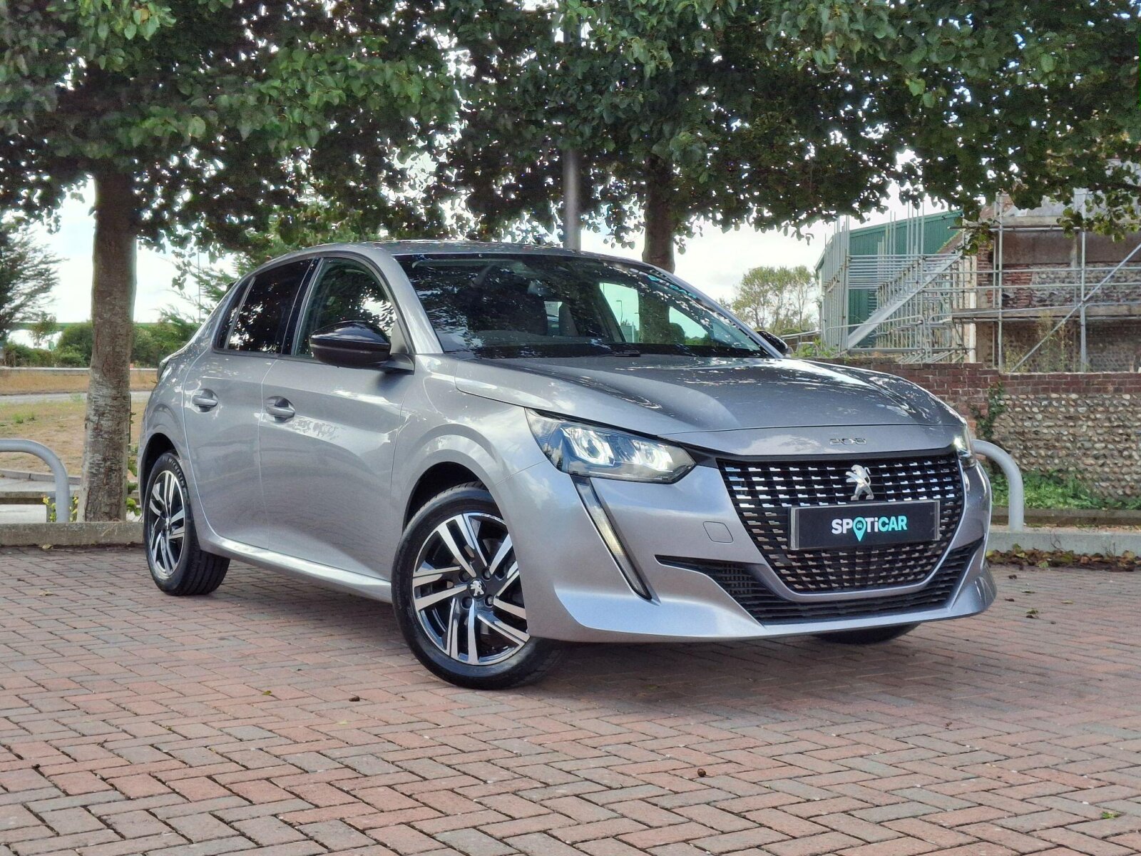 Main listing image - Peugeot 208