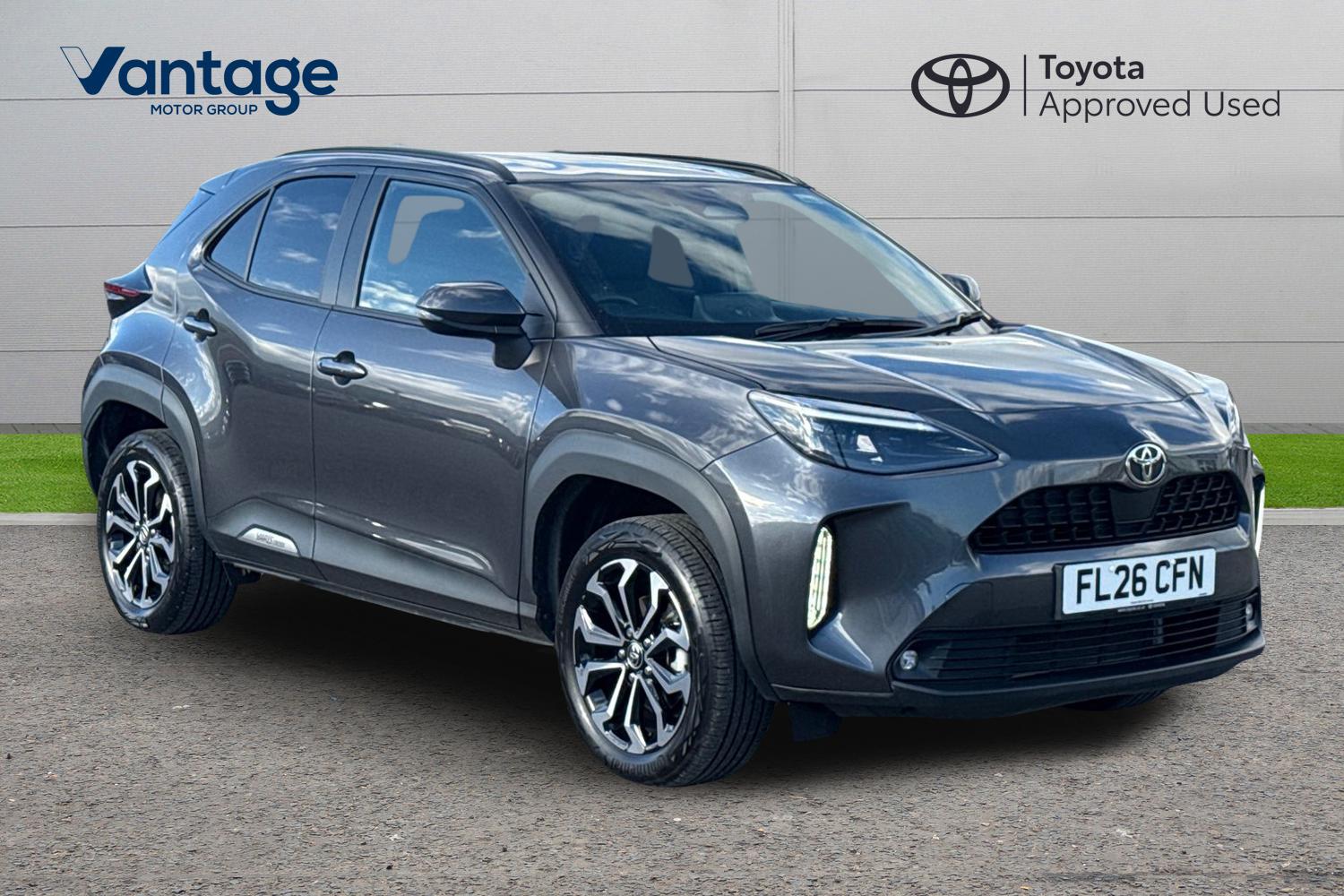 Main listing image - Toyota Yaris Cross