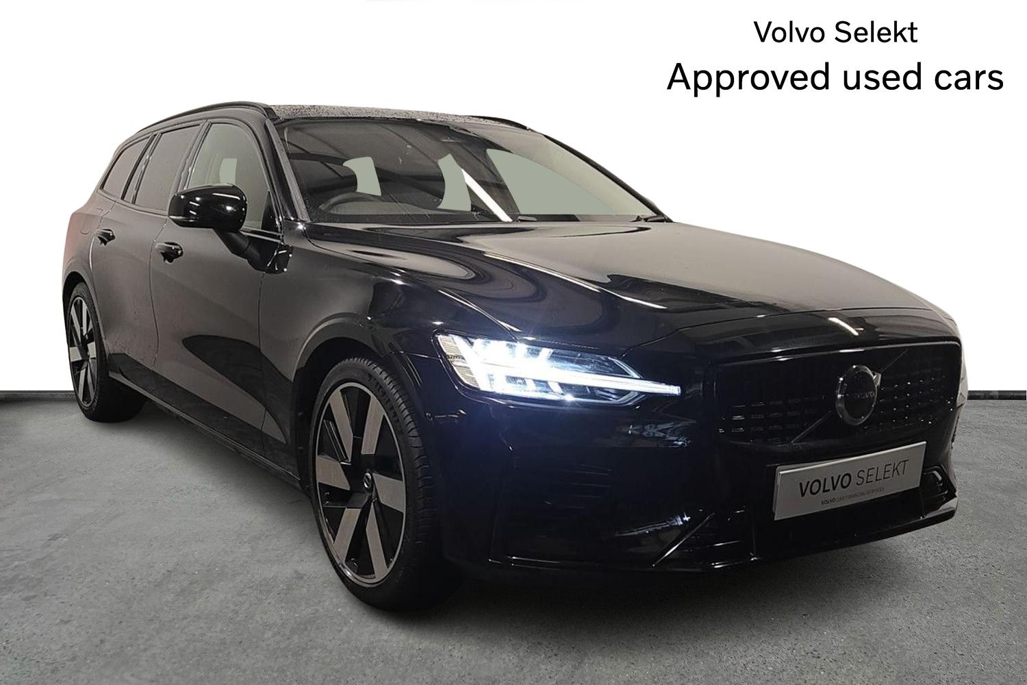 Main listing image - Volvo V60