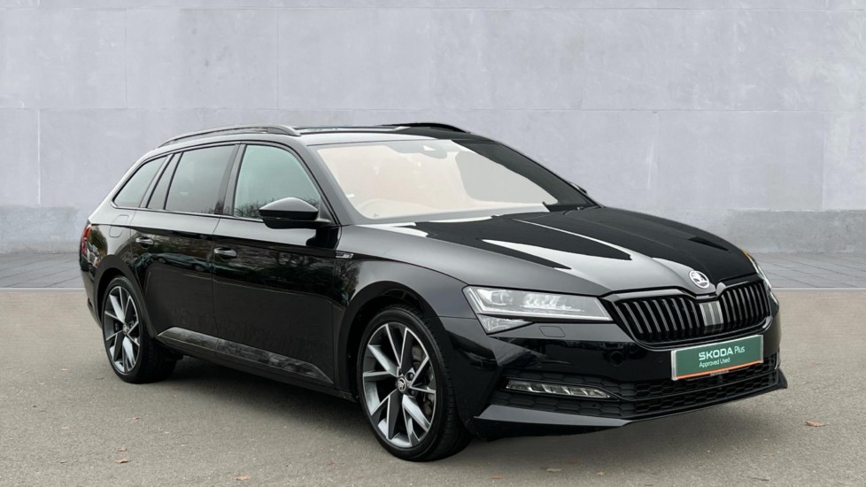 Main listing image - Skoda Superb Estate