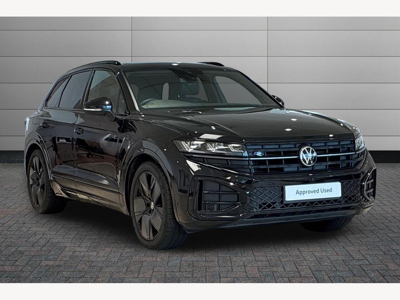 Main listing image - Volkswagen Touareg