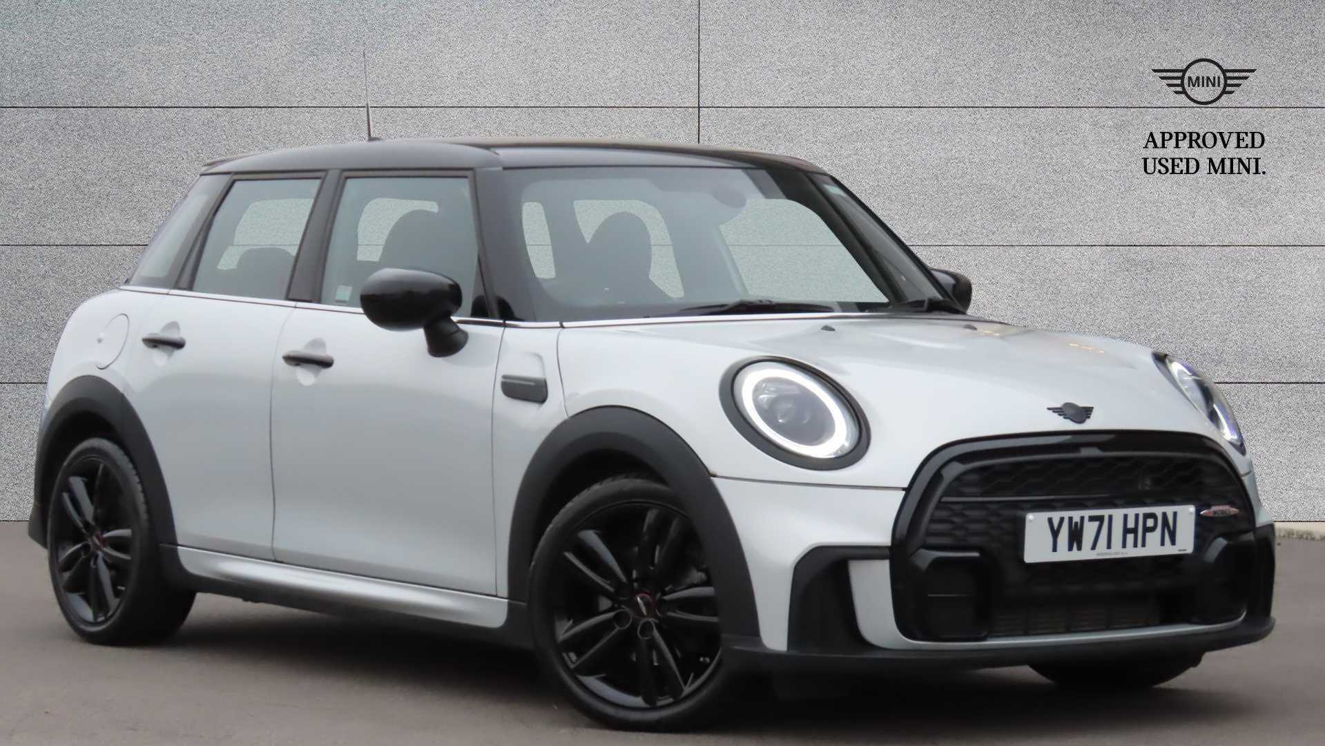 Main listing image - MINI Hatchback 5dr