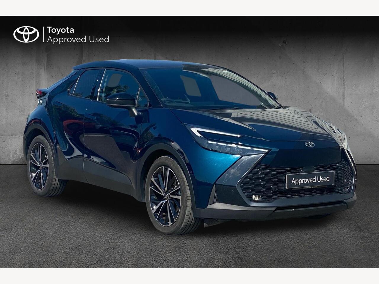 Main listing image - Toyota C-HR
