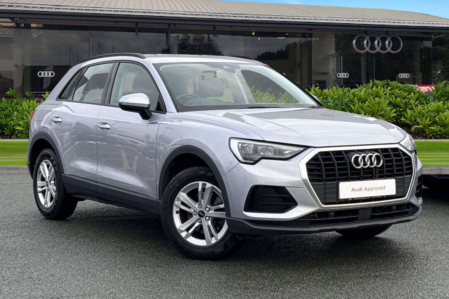 Main listing image - Audi Q3