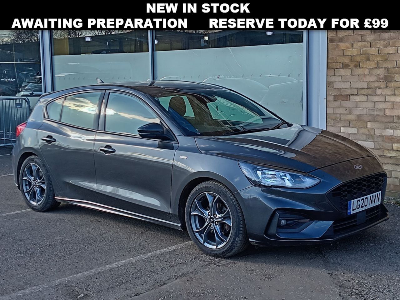 Main listing image - Ford Focus