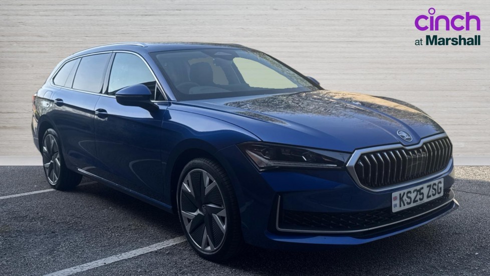 Main listing image - Skoda Superb Estate