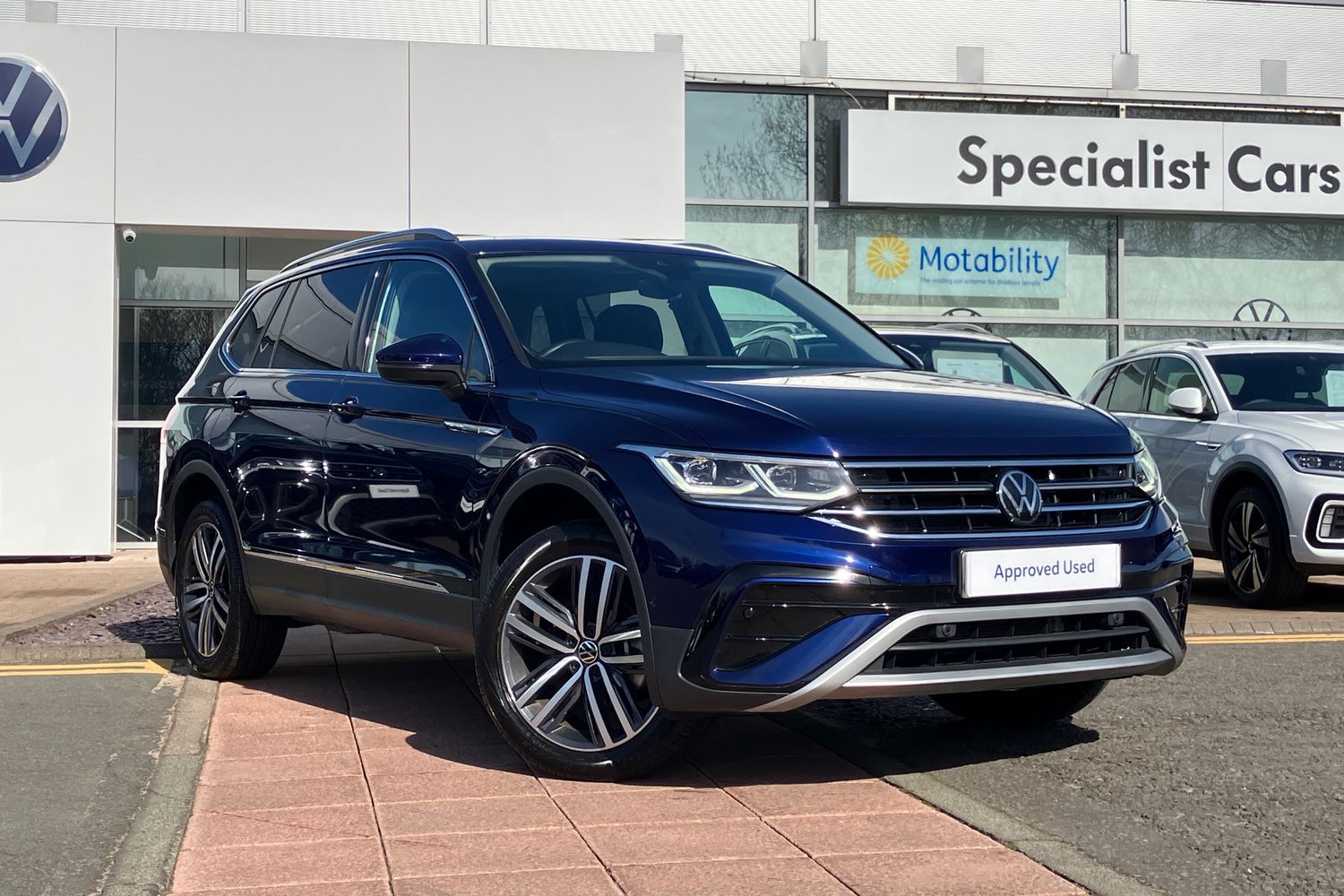 Main listing image - Volkswagen Tiguan Allspace