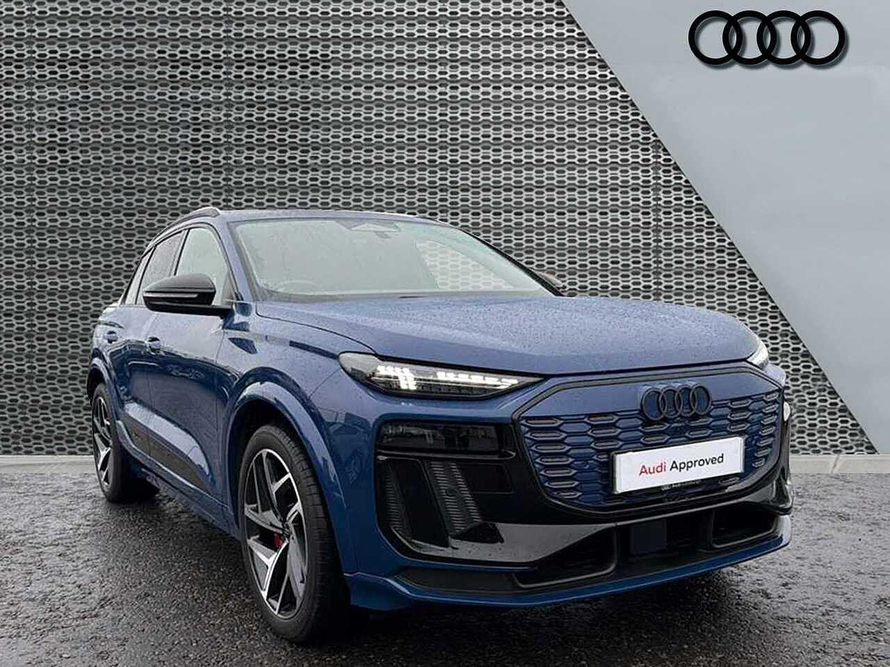 Main listing image - Audi Q6