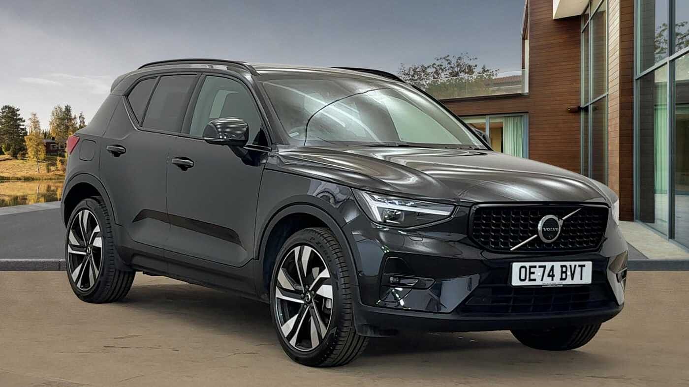 Main listing image - Volvo XC40