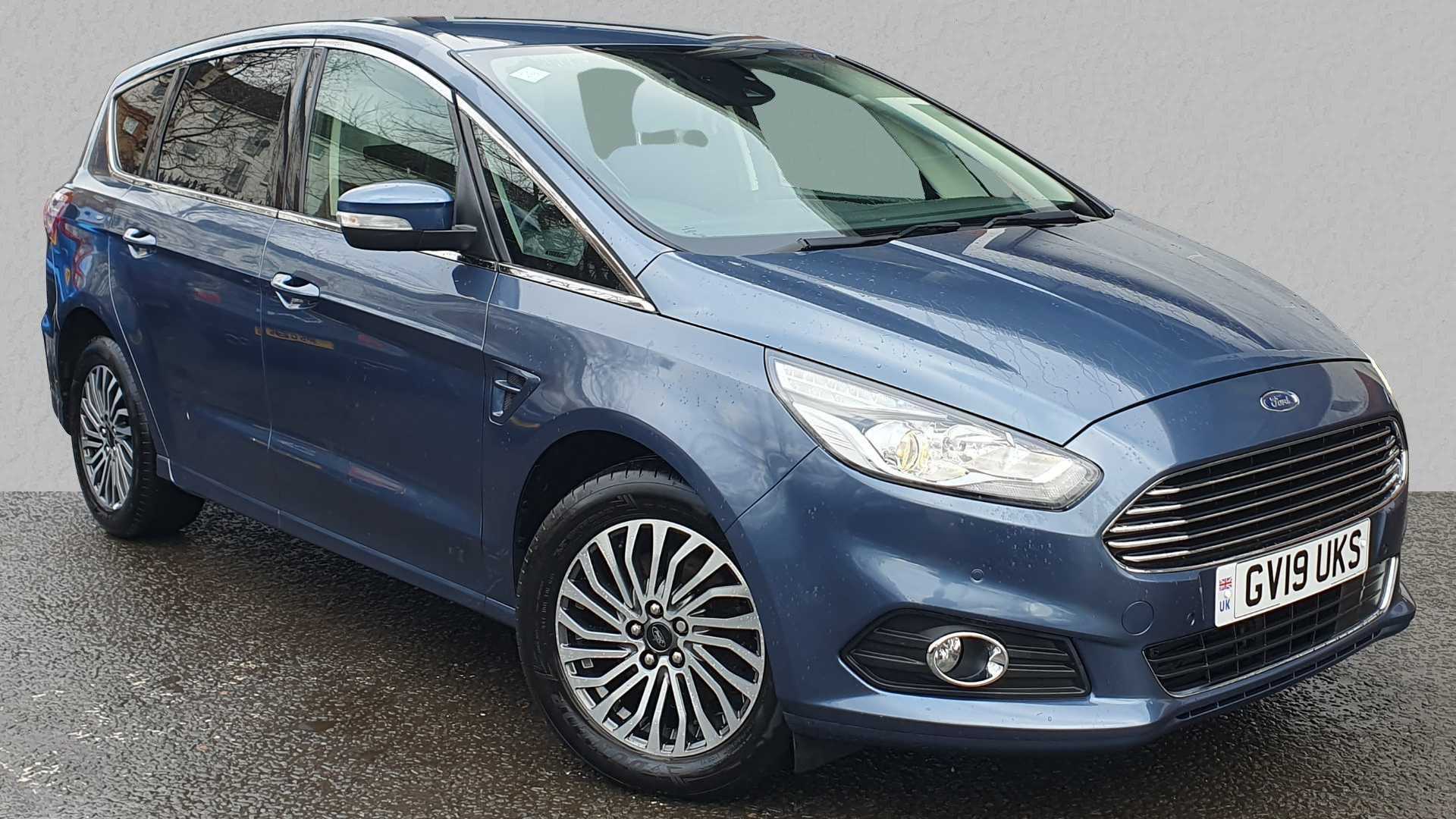 Main listing image - Ford S-MAX