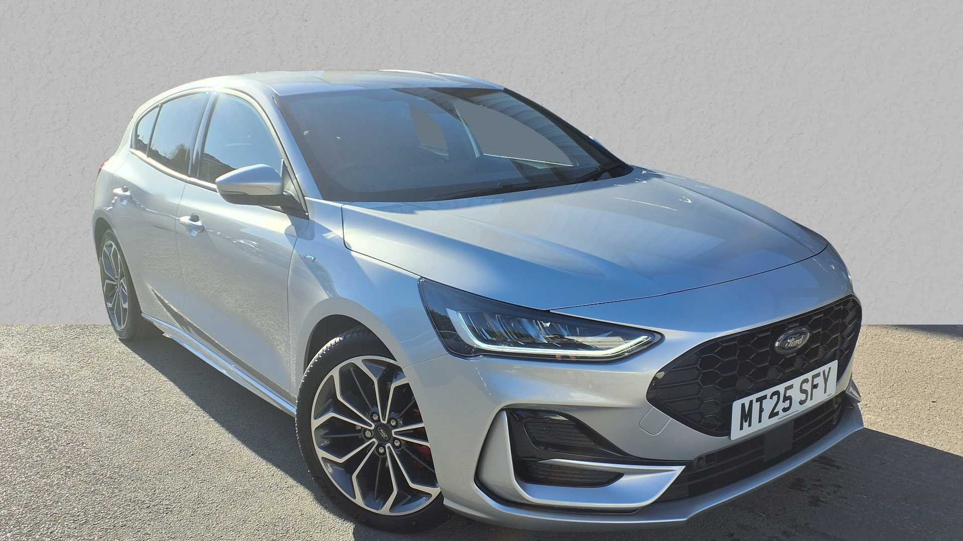 Main listing image - Ford Focus
