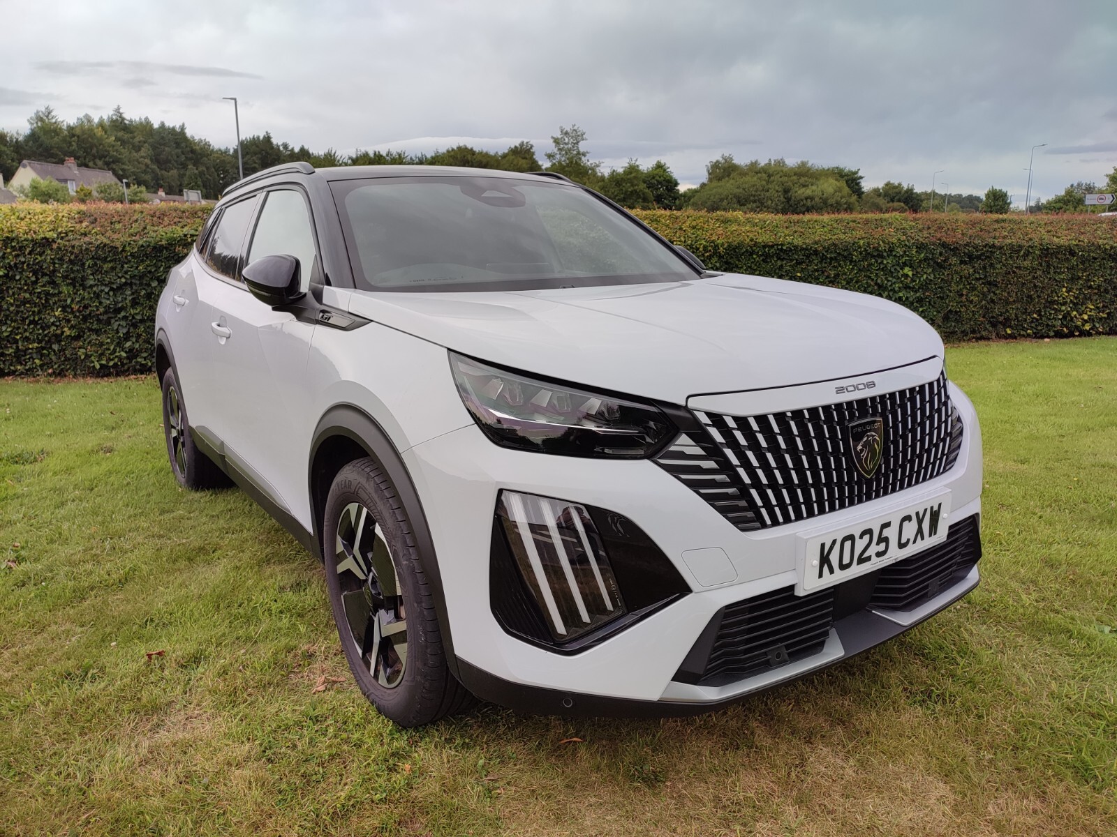 Main listing image - Peugeot 2008