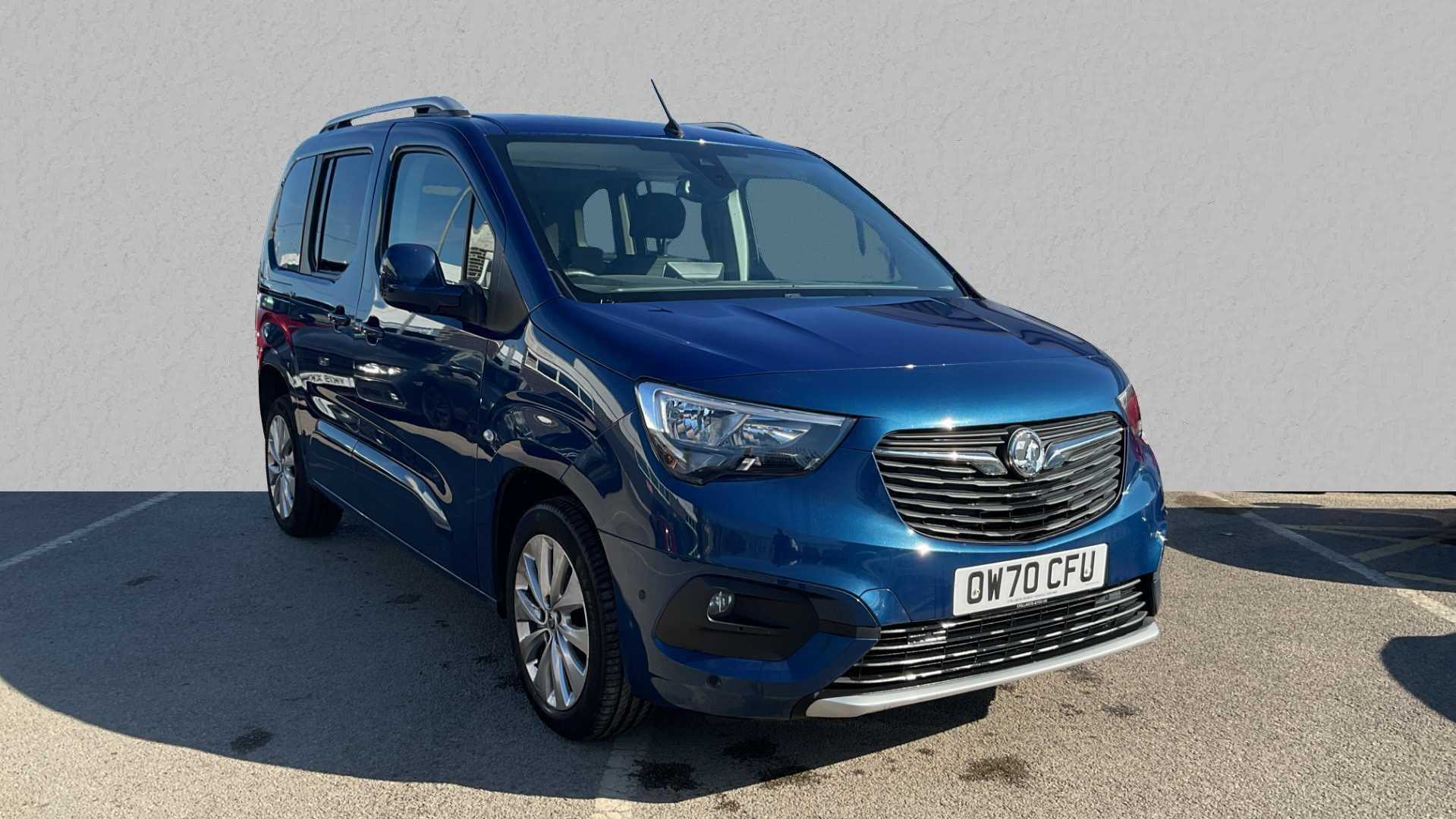 Main listing image - Vauxhall Combo Life