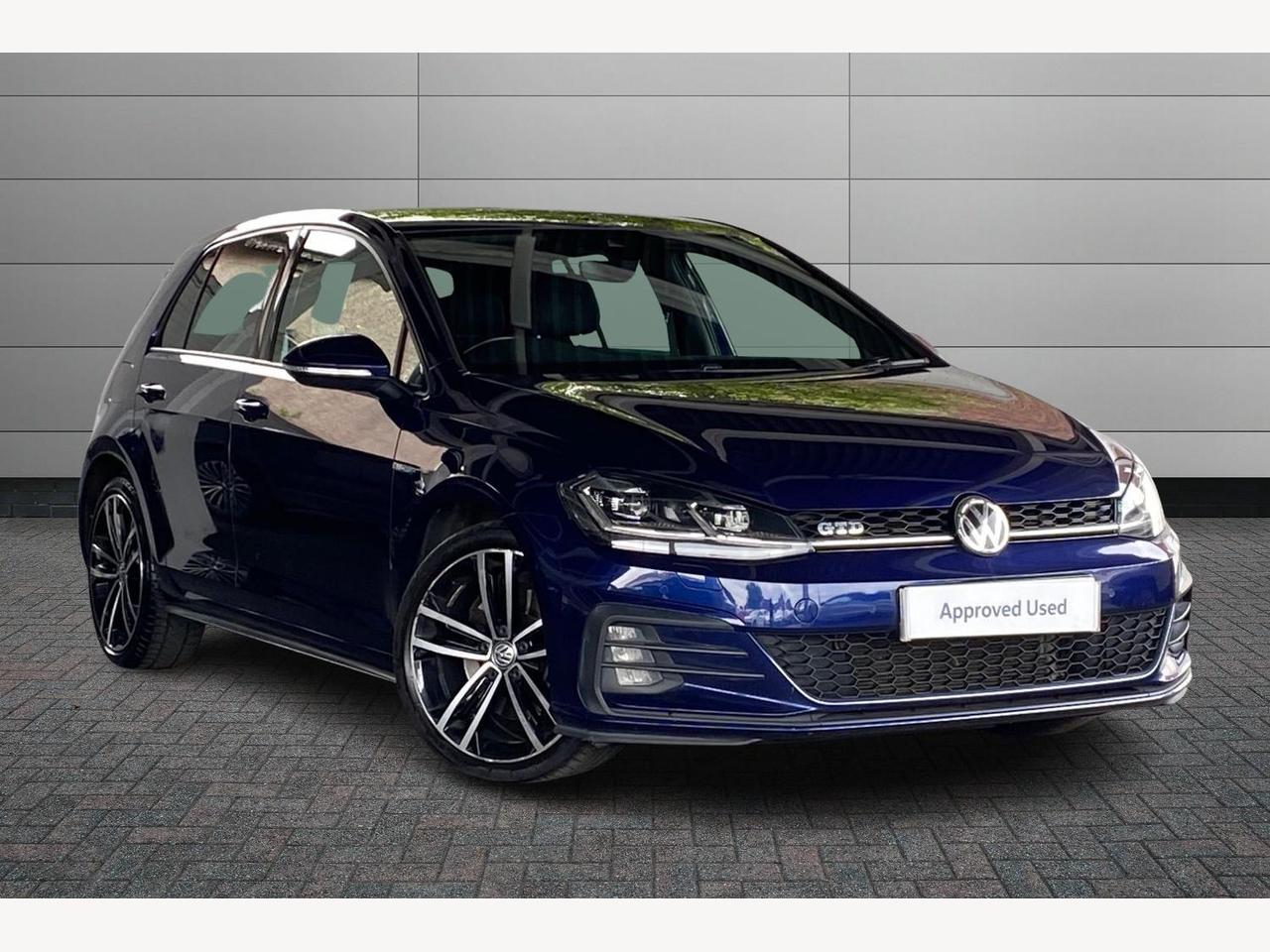 Main listing image - Volkswagen Golf