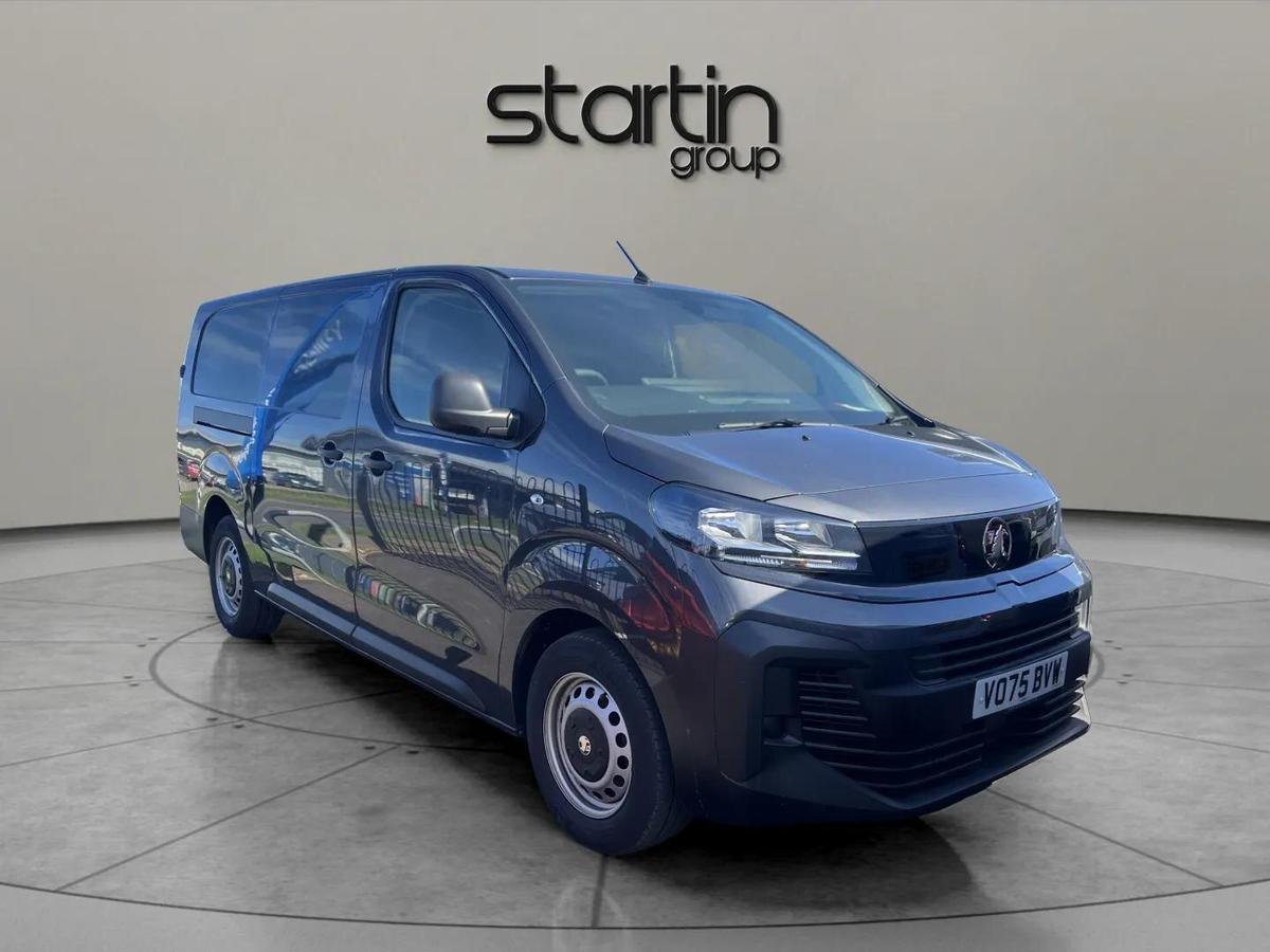 Main listing image - Vauxhall Vivaro