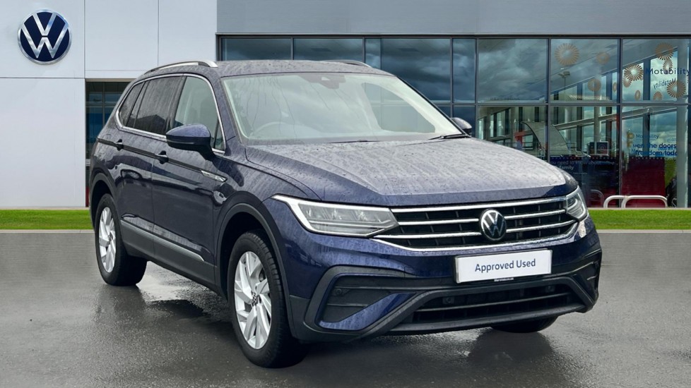 Main listing image - Volkswagen Tiguan Allspace