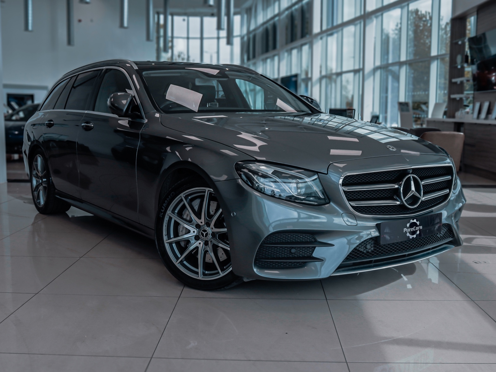 Main listing image - Mercedes-Benz E-Class Estate