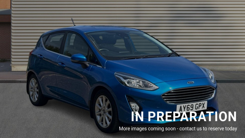 Main listing image - Ford Fiesta