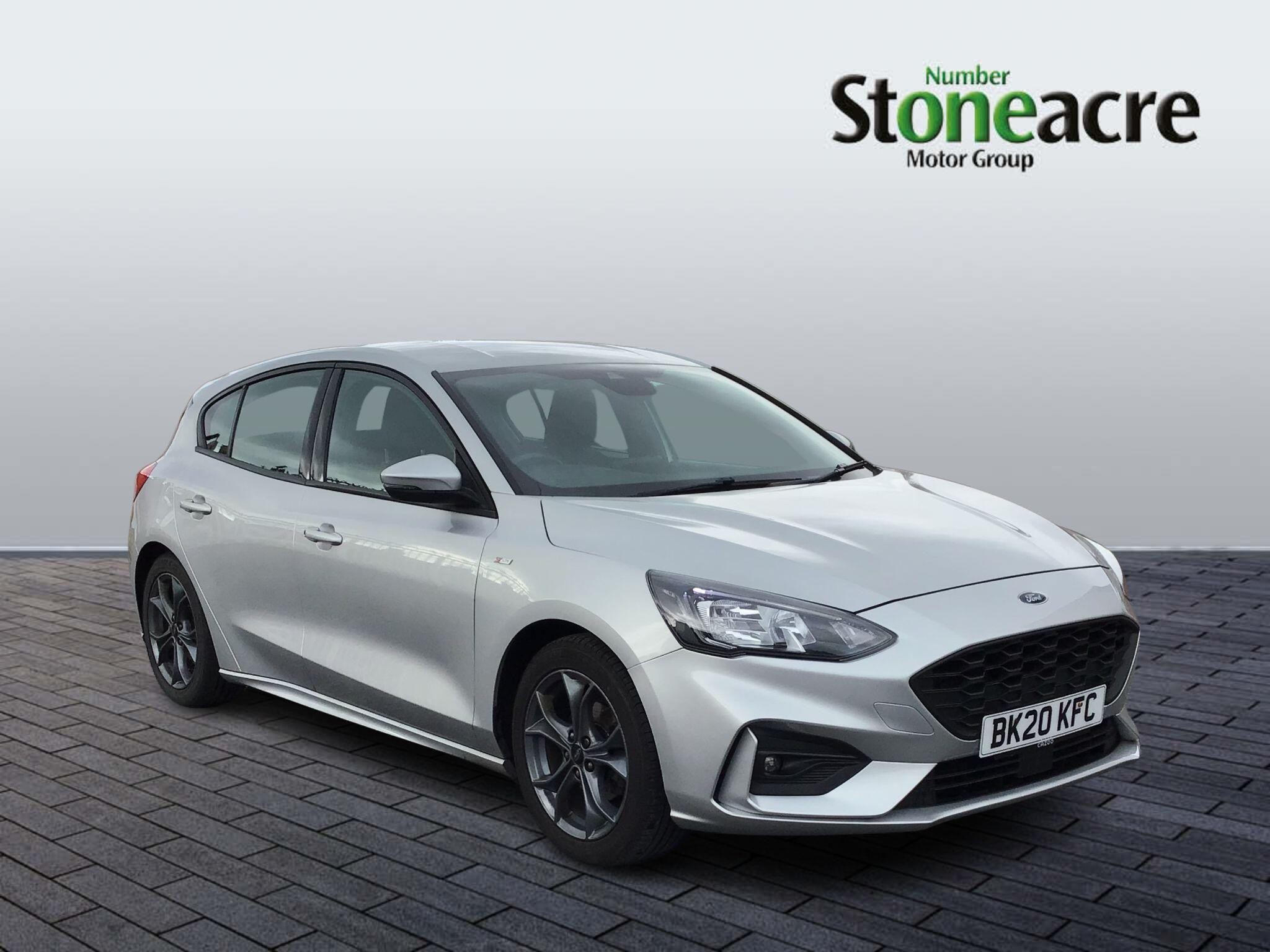 Main listing image - Ford Focus
