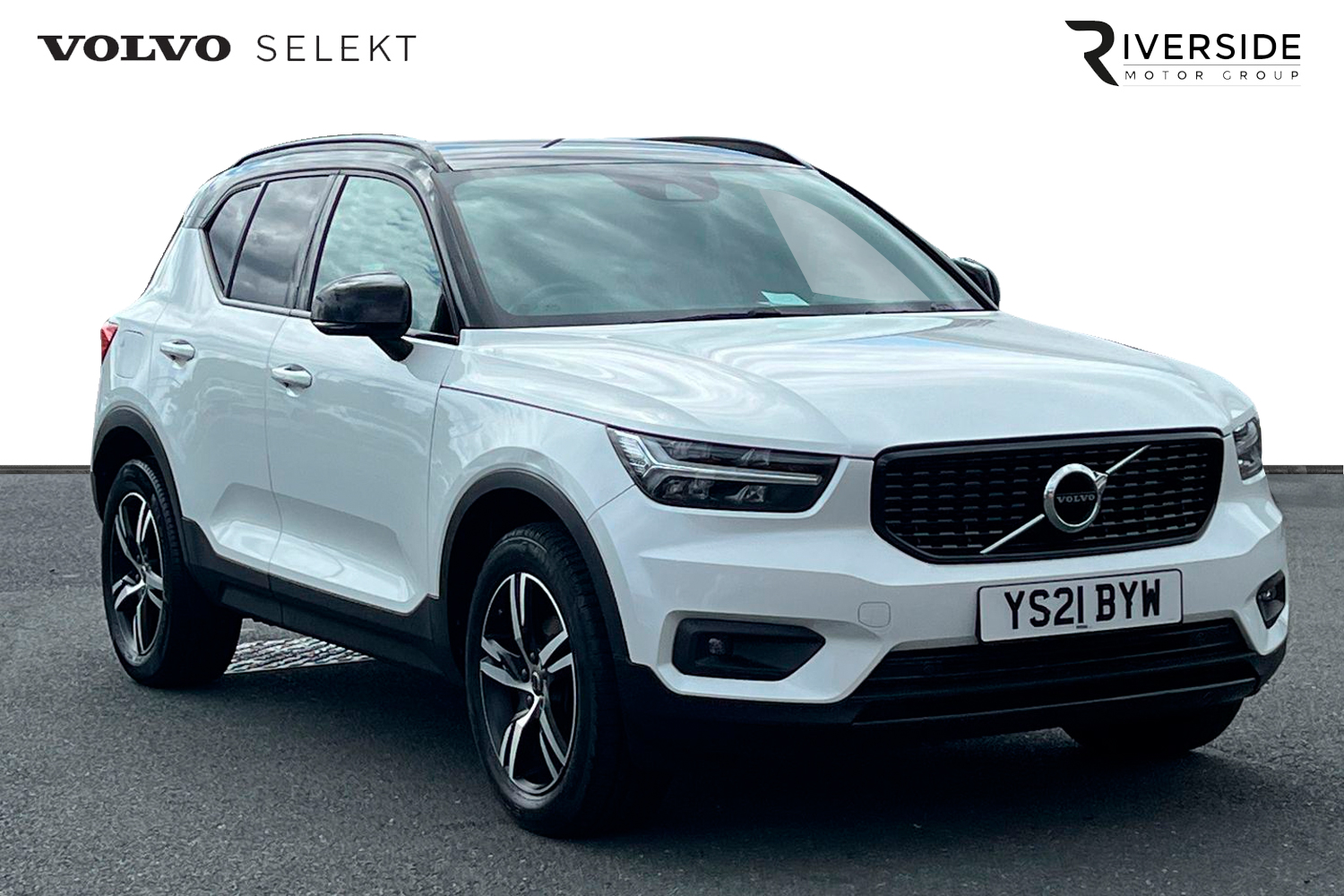 Main listing image - Volvo XC40