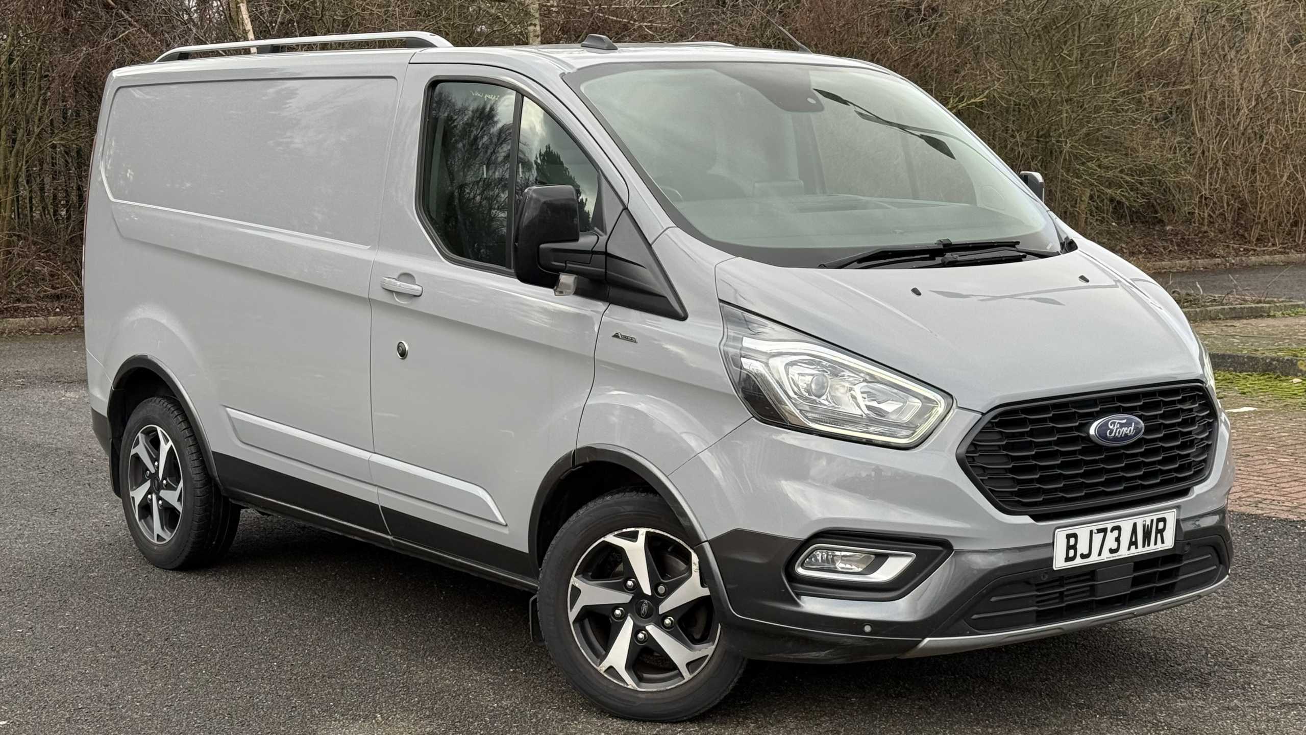 Main listing image - Ford Transit Custom