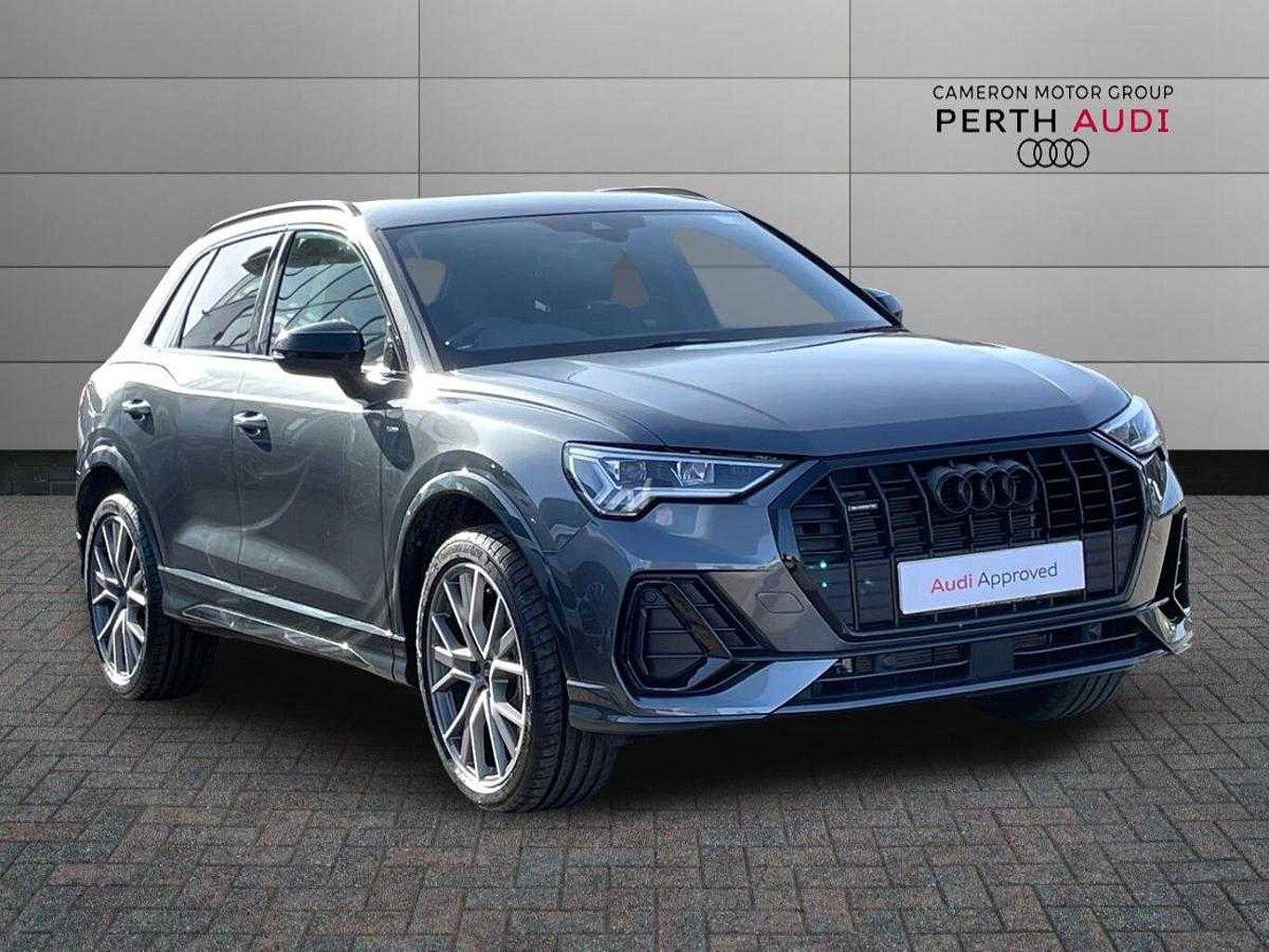 Main listing image - Audi Q3