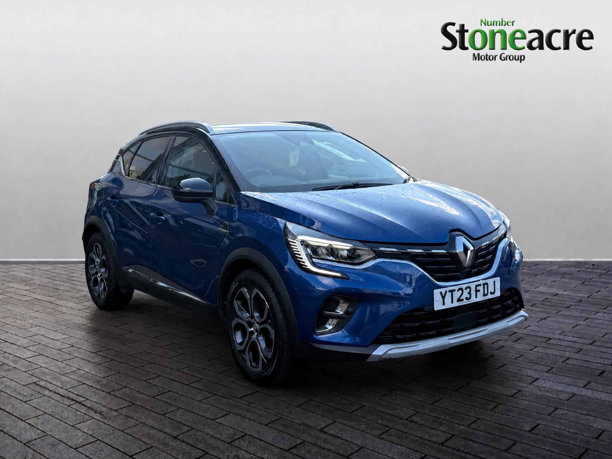 Main listing image - Renault Captur