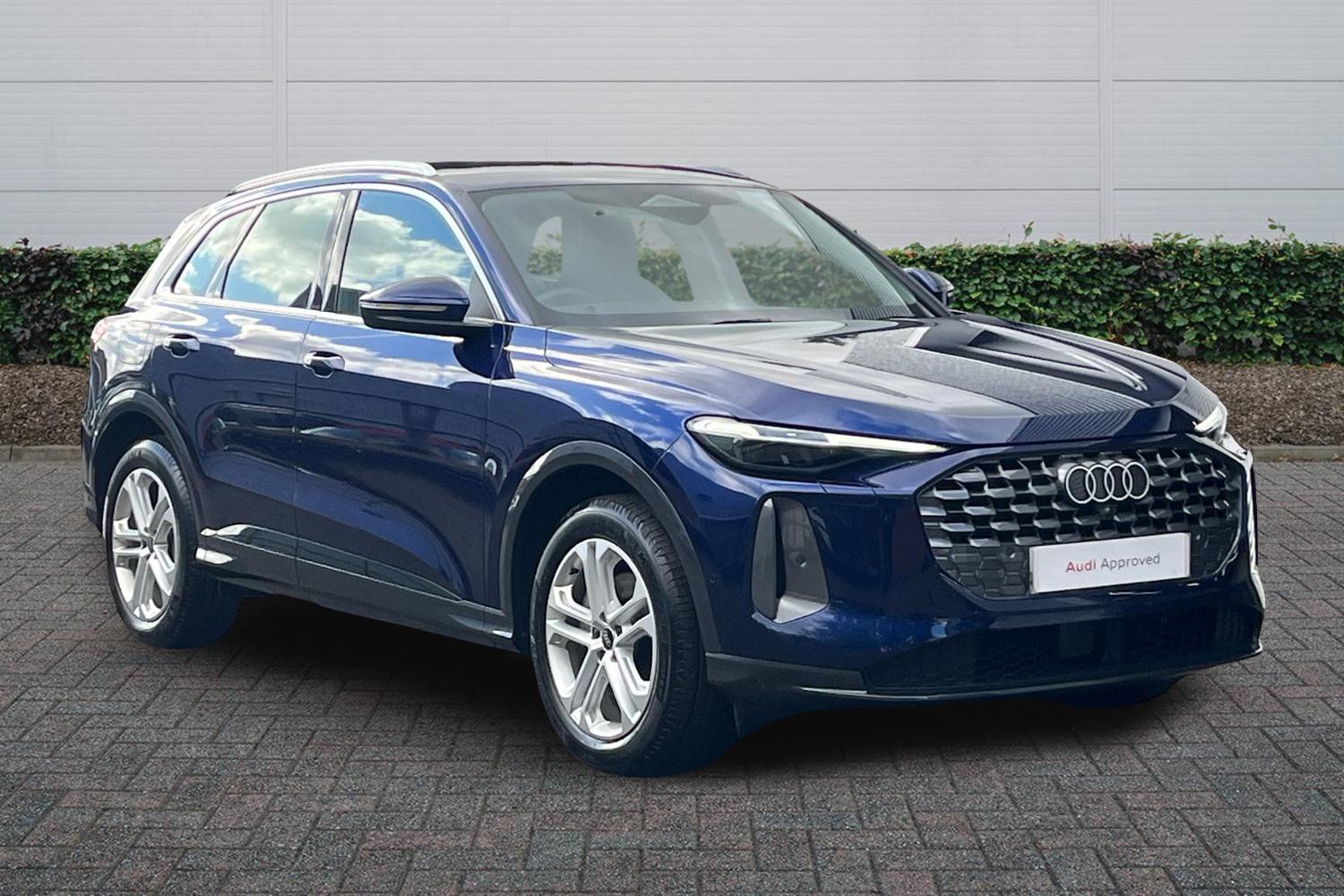 Main listing image - Audi Q5