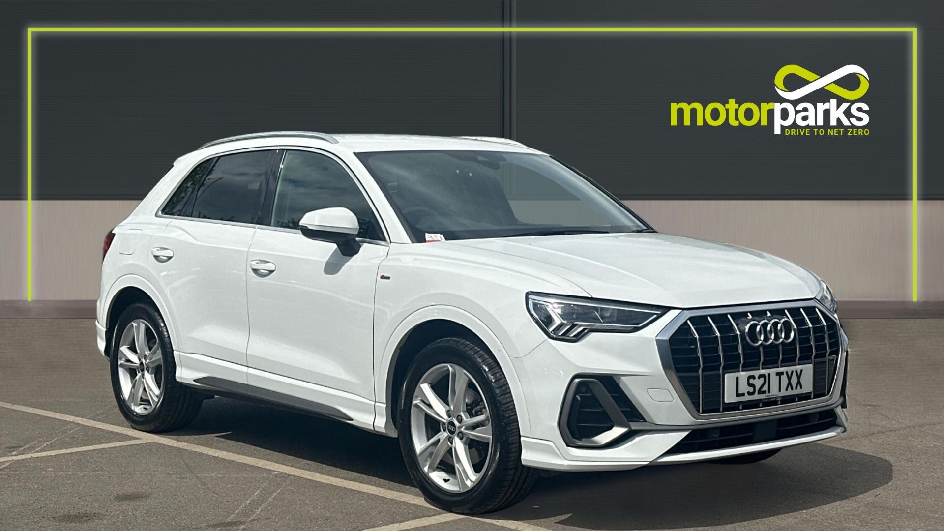 Main listing image - Audi Q3