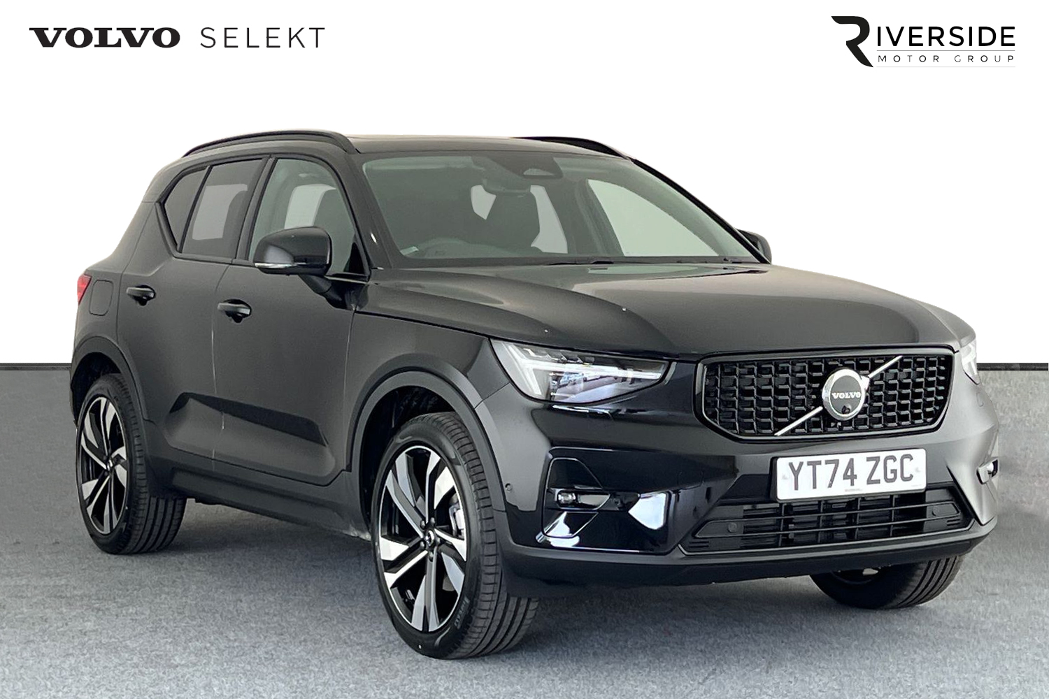 Main listing image - Volvo XC40