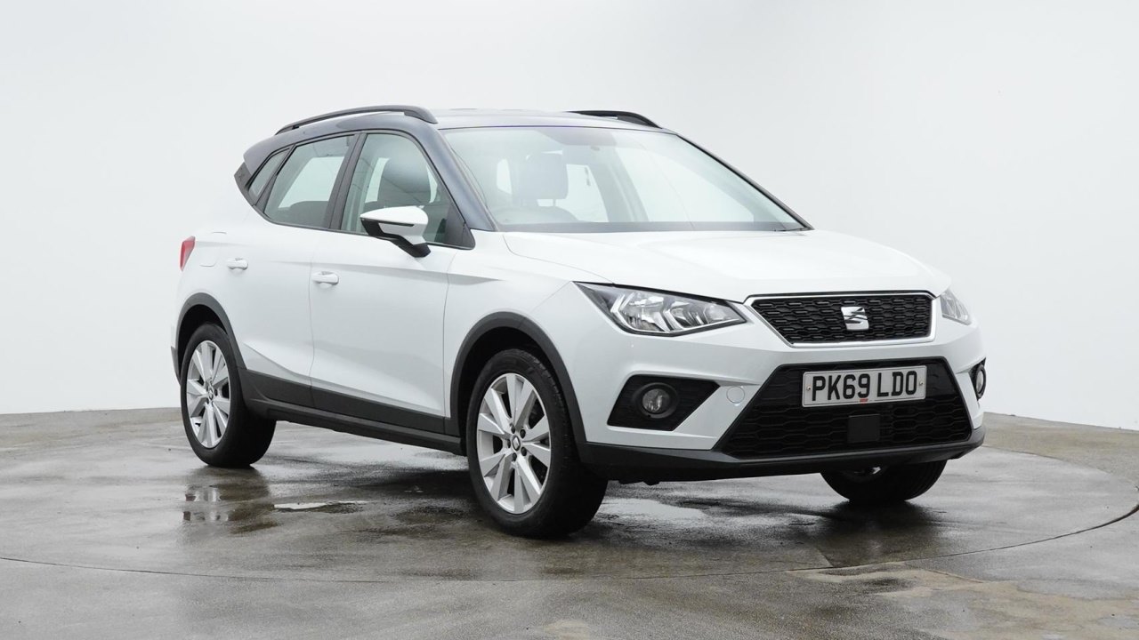 Main listing image - SEAT Arona