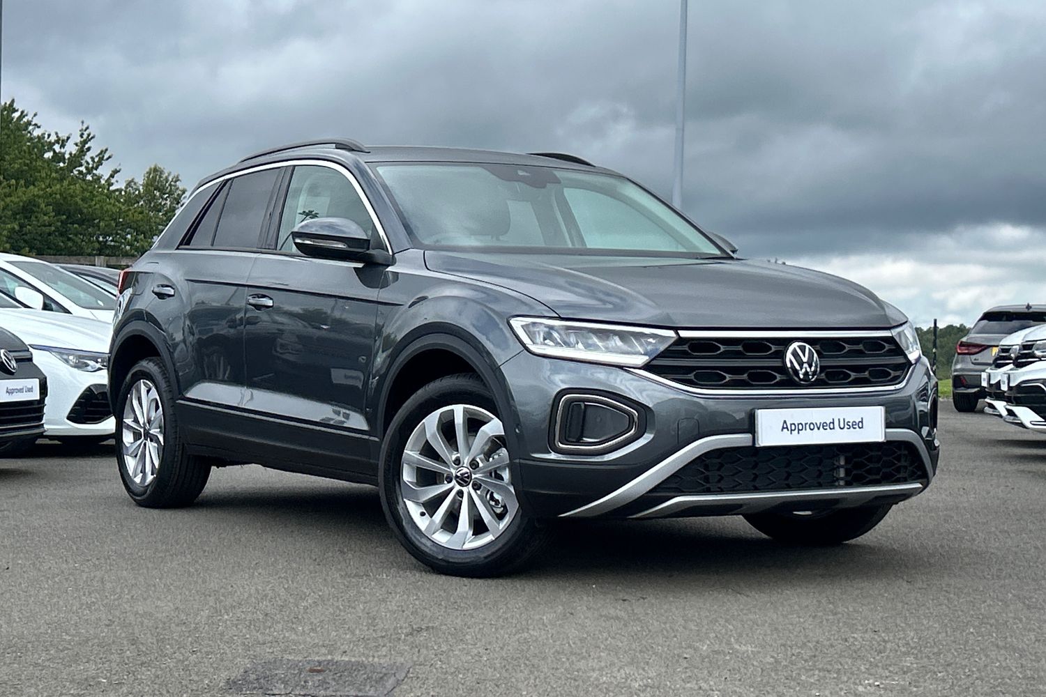 Main listing image - Volkswagen T-Roc