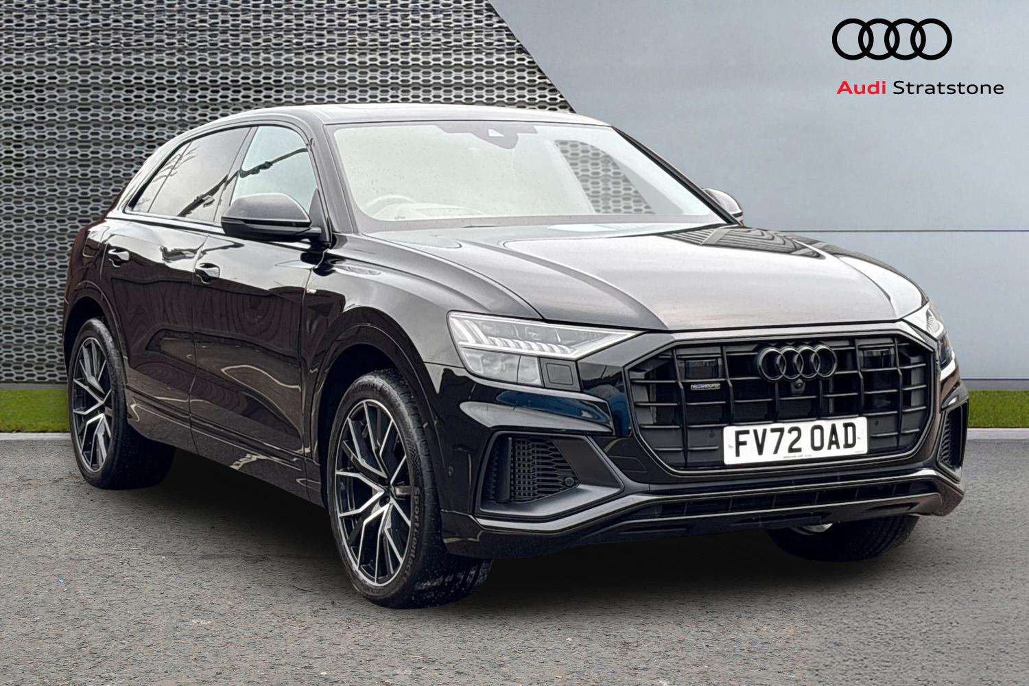 Main listing image - Audi Q8