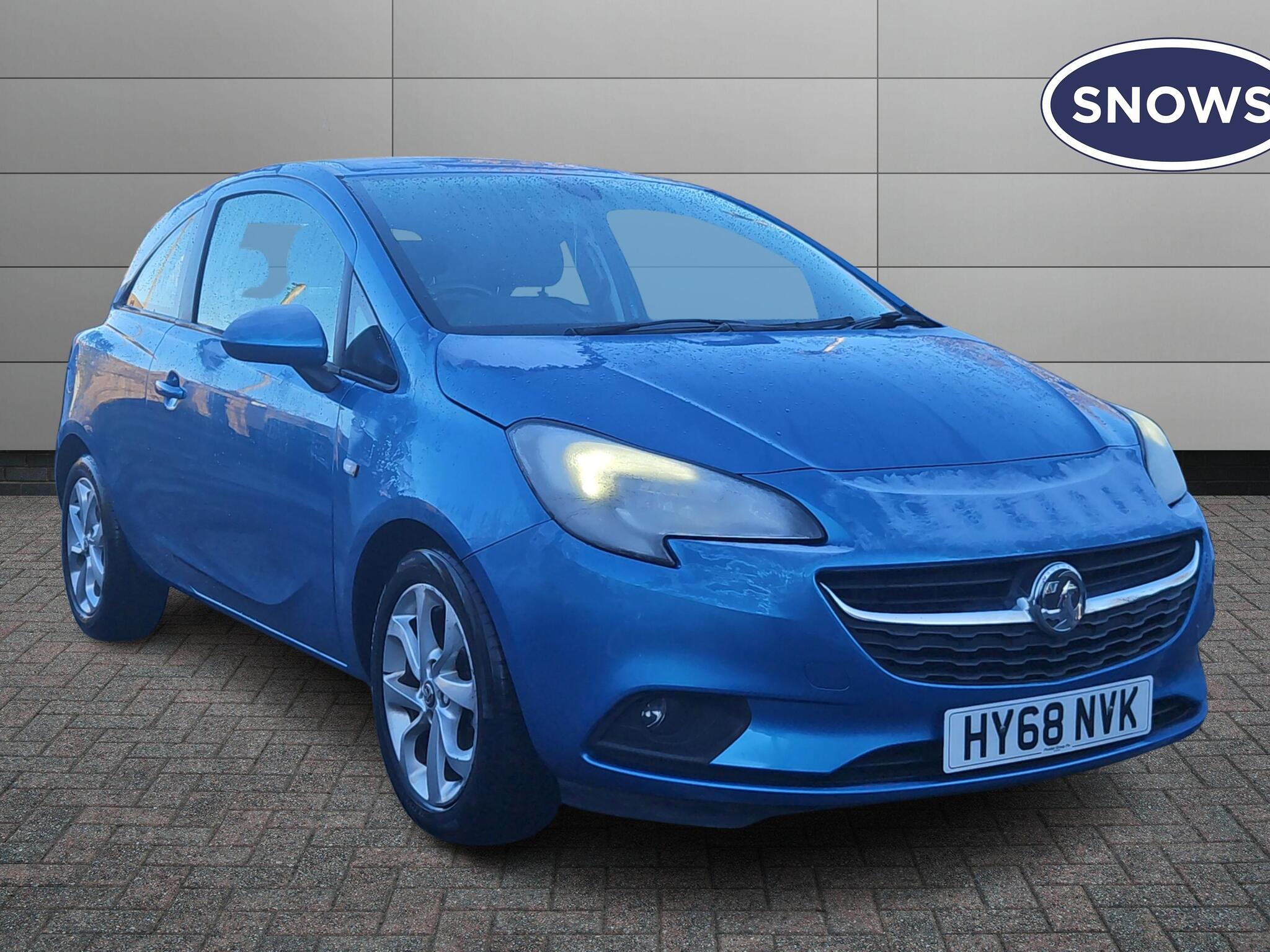 Main listing image - Vauxhall Corsa