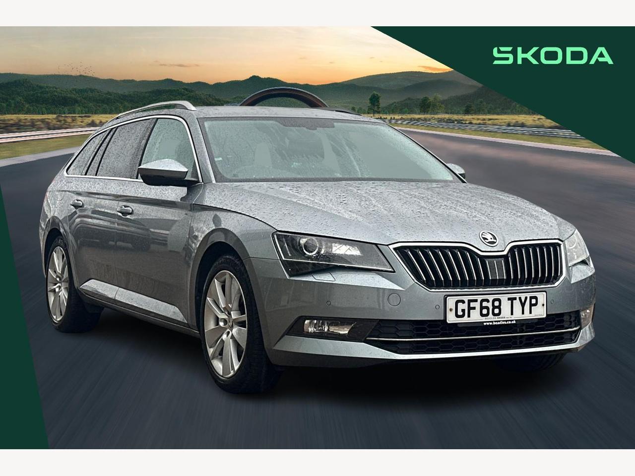 Main listing image - Skoda Superb Estate