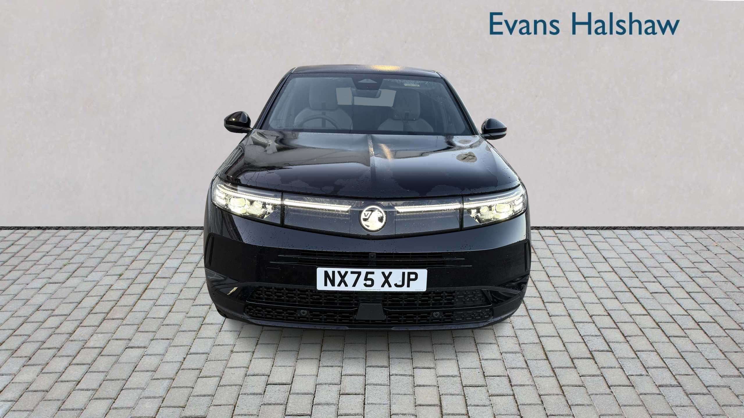 Main listing image - Vauxhall Grandland