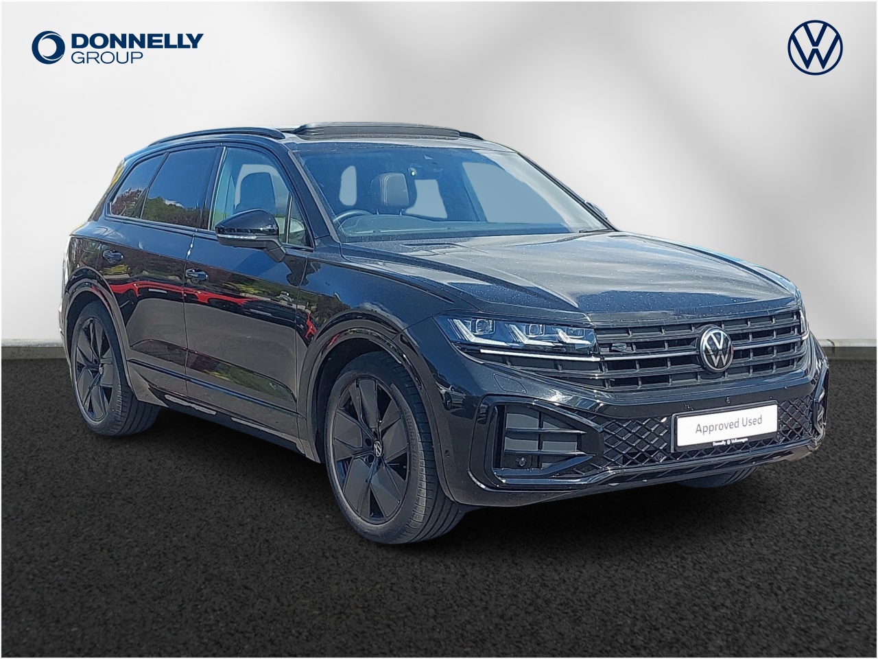 Main listing image - Volkswagen Touareg