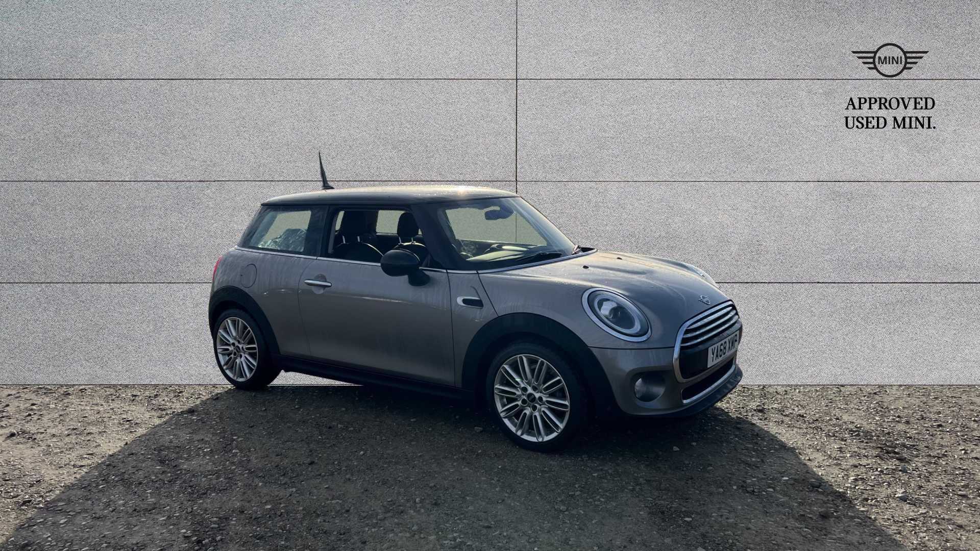 Main listing image - MINI Hatchback