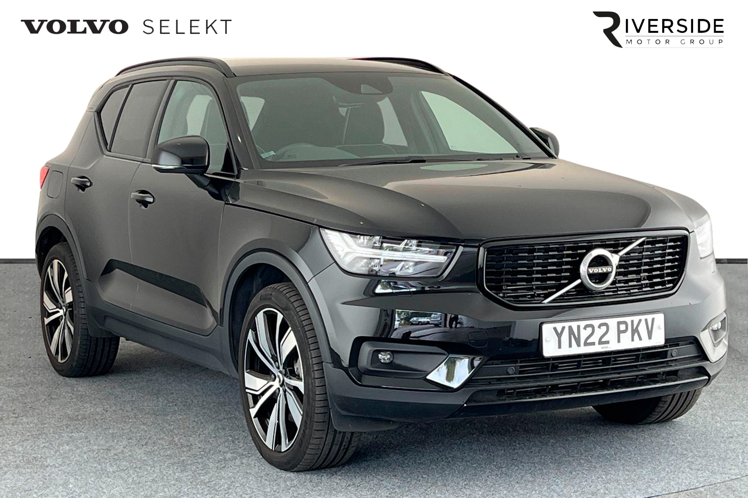 Main listing image - Volvo XC40 Recharge