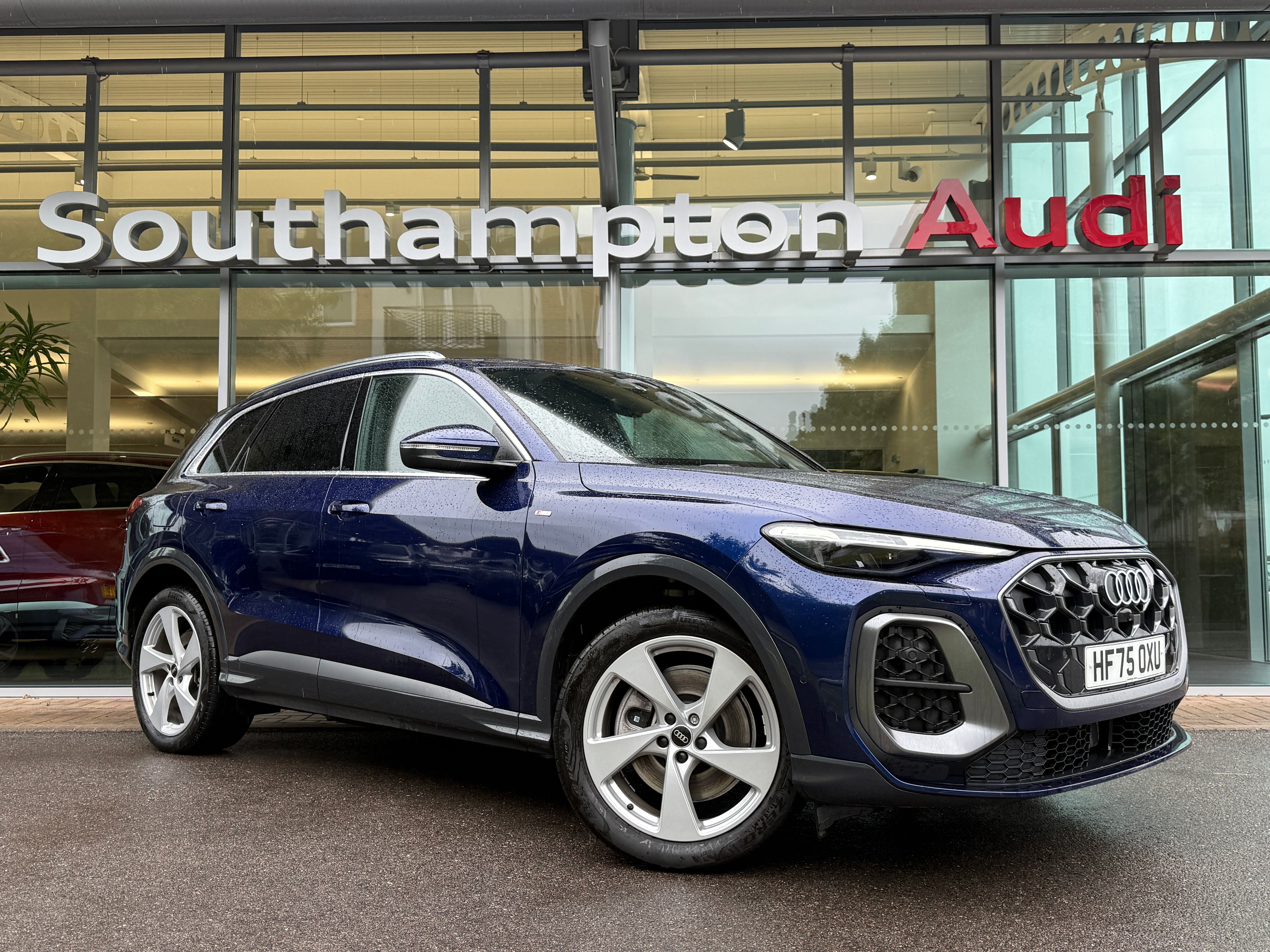 Main listing image - Audi Q5