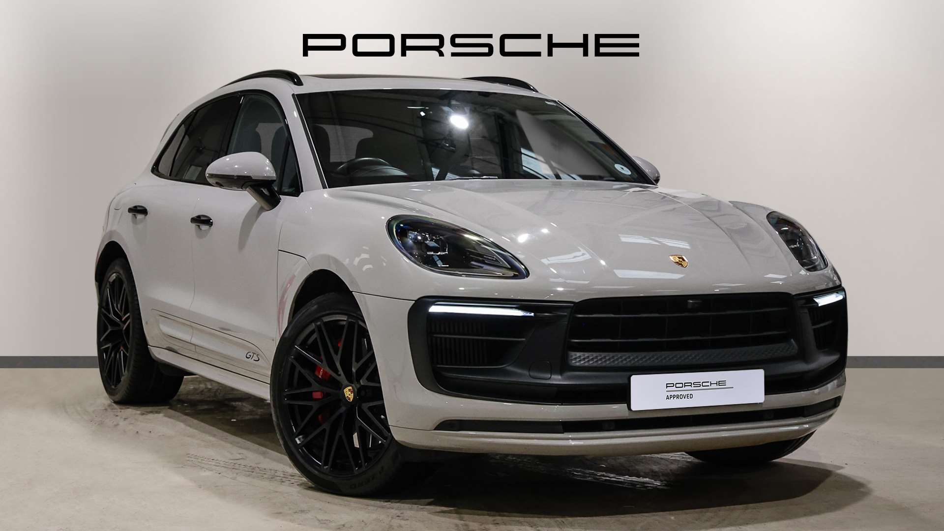 Main listing image - Porsche Macan