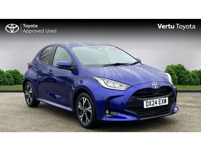 Main listing image - Toyota Yaris