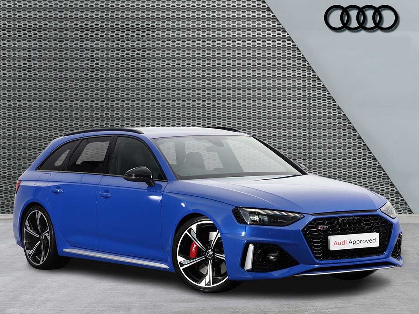 Main listing image - Audi RS4