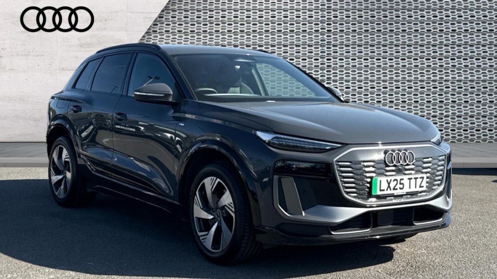 Main listing image - Audi Q6 e-tron